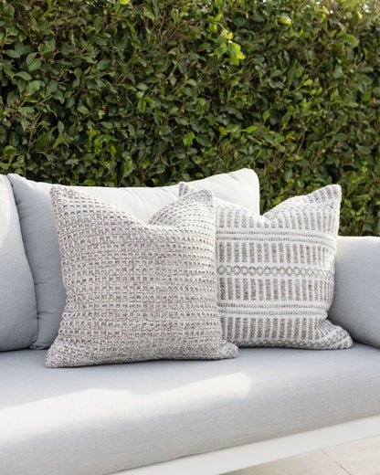 © Elton outdoor cushion wicker